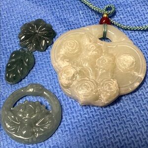 Elegant Natural Jade Pendant Necklace